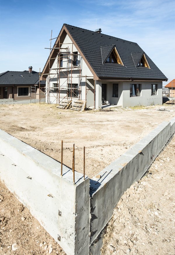 Quelles sont les spécificités de la construction de maisons aux Sables d'Olonne?