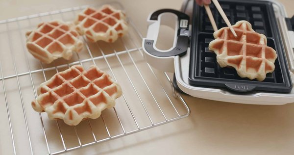 Quels sont les critères à considérer pour choisir son gaufrier idéal ?