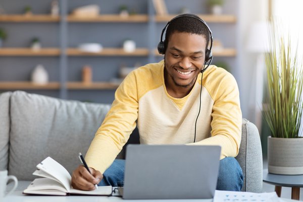 Avis studi : transformez votre apprentissage en ligne maintenant